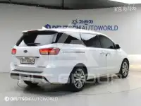 2017 KIA Carnival