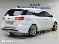 2017 KIA Carnival