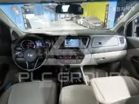 2017 KIA Carnival