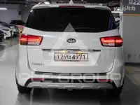 2017 KIA Carnival