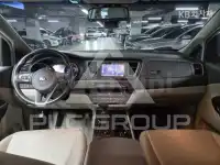 2017 KIA Carnival