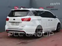 2017 KIA Carnival