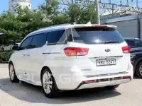 2017 KIA Carnival