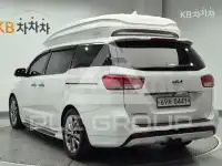 2017 KIA Carnival