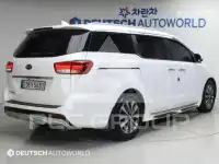 2017 KIA Carnival