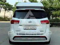 2017 KIA Carnival