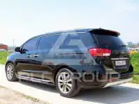 2017 KIA Carnival