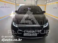 2017 KIA Carnival