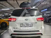 2017 KIA Carnival