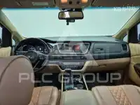 2017 KIA Carnival