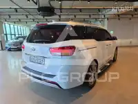 2017 KIA Carnival