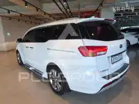 2017 KIA Carnival