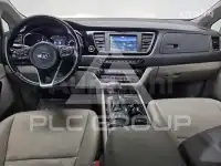 2017 KIA Carnival