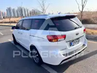 2017 KIA Carnival