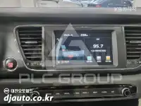 2017 KIA Carnival