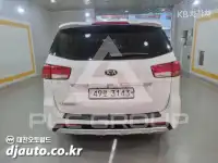 2017 KIA Carnival