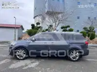 2017 KIA Carnival