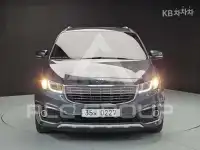 2017 KIA Carnival