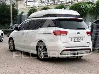 2017 KIA Carnival
