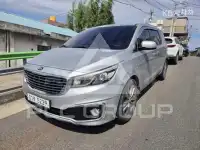 2017 KIA Carnival