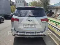 2017 KIA Carnival