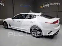 2017 KIA Stinger