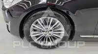 2017 Genesis EQ900