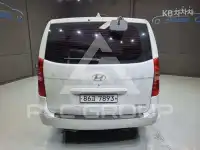 2017 Hyundai Starex