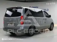 2017 Hyundai Starex