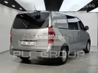2017 Hyundai Starex