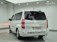 2017 Hyundai Starex