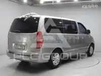 2017 Hyundai Starex