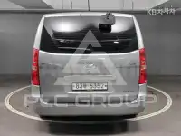 2017 Hyundai Starex