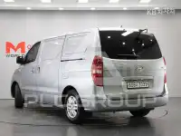 2017 Hyundai Starex