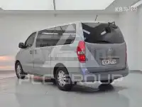 2017 Hyundai Starex