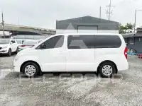 2017 Hyundai Starex