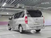 2017 Hyundai Starex