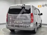 2017 Hyundai Starex
