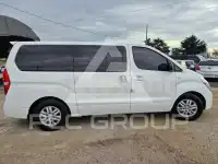 2017 Hyundai Starex