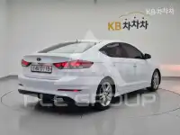 2017 Hyundai Avante