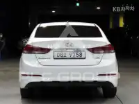 2017 Hyundai Avante