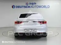 2017 Renault Sm6