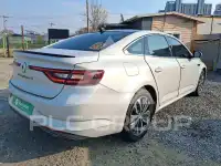 2017 Renault Sm6