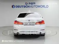 2018 BMW 523