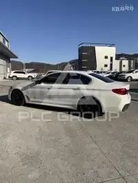 2018 BMW 523