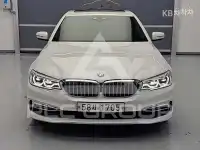 2018 BMW 523