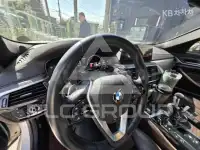 2018 BMW 523