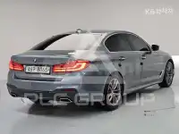 2018 BMW 523
