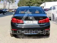 2018 BMW 523