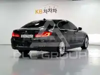 2018 BMW 523
